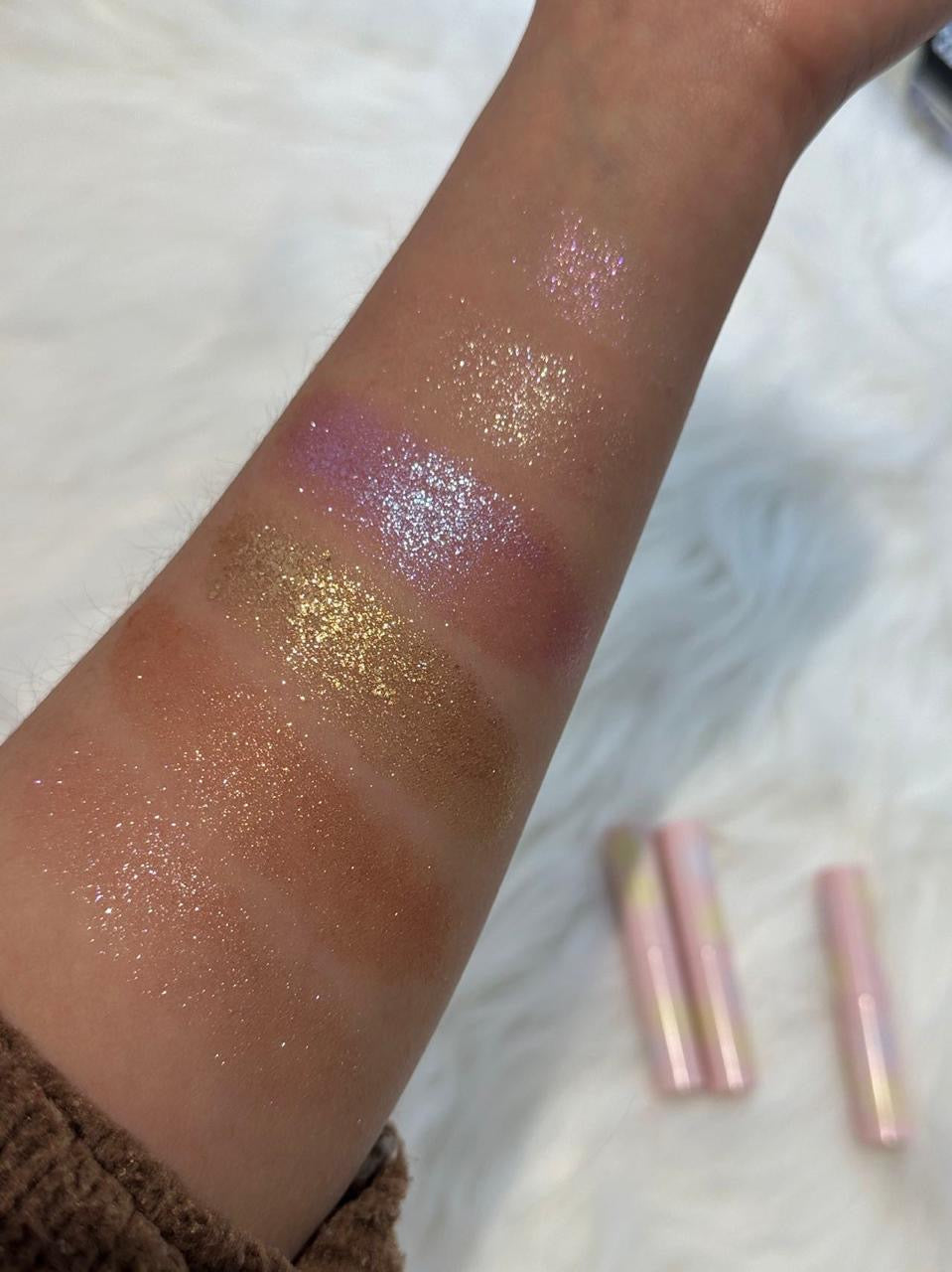 HUDAMOJI- glitter jelly eyeshadow stick -6 Colours