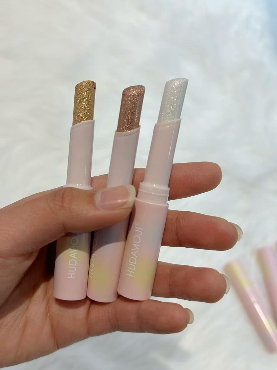 HUDAMOJI- glitter jelly eyeshadow stick -6 Colours
